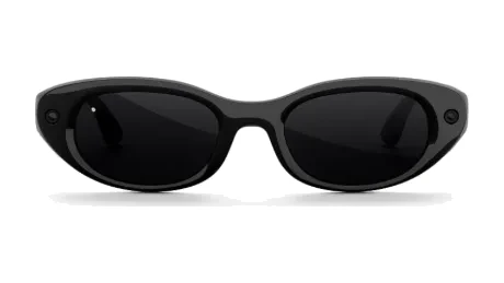 Meta Starfire Kylie Edition in Classic Black met Black-glazen, recht van voren